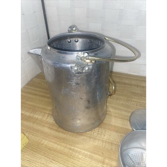 VINTAGE COMET 9-CUP CAPACITY ALUMINUM COFFEE POT PERCOLATOR WITH COPPER HANDLES - Picture 8 of 11